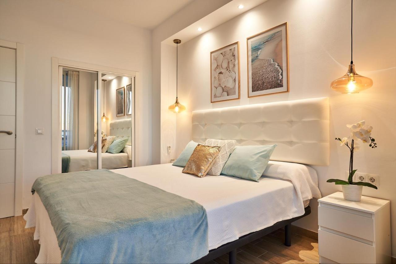Sunset Beach Charming Apartment With Jacuzzi Torremolinos Extérieur photo